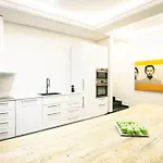 Quentin Xl Potsdamer Platz