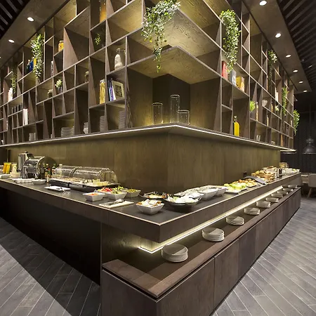 Quentin Xl Potsdamer Platz