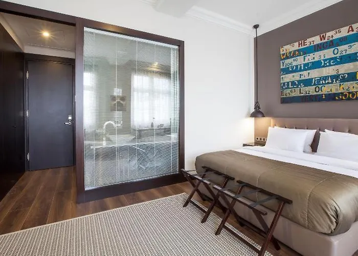 Отель Quentin Xl Potsdamer Platz 4*