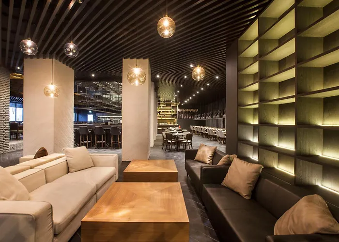 Quentin Xl Potsdamer Platz