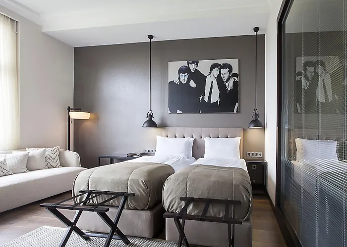 Quentin Xl Potsdamer Platz