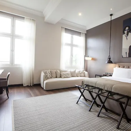 Quentin Xl Potsdamer Platz Hotell 4*